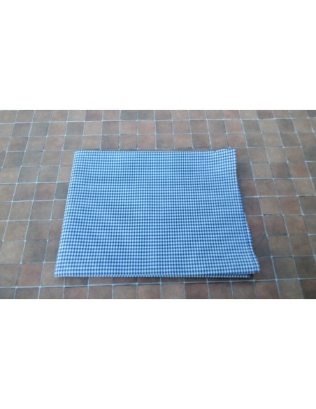Trozo de tela cuadros azul marino y blanco