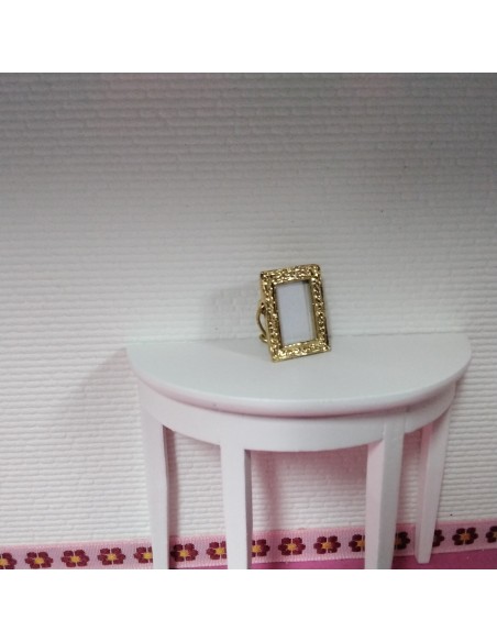 Marco de sobremesa dorado