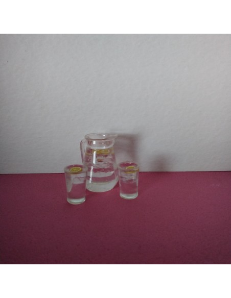 Jarra de limonada y 2 vasos, escala 1:6