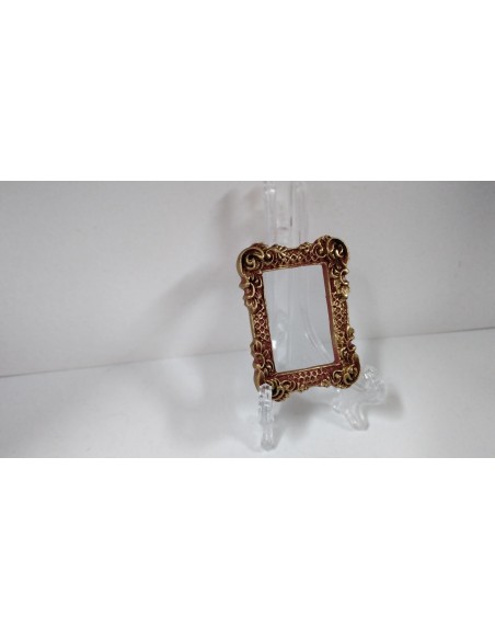 Marco de resina en burdeos y dorado