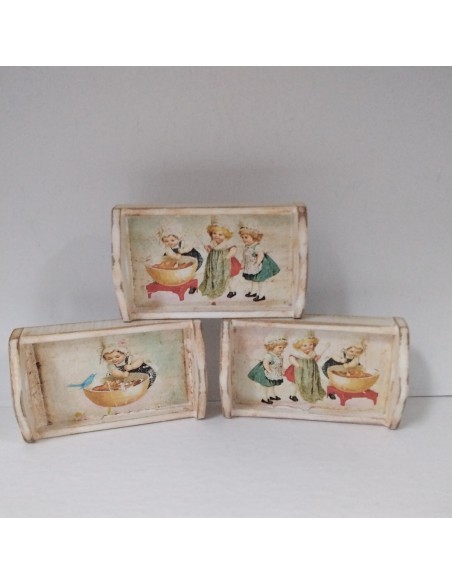 Bandeja decorada y envejecida