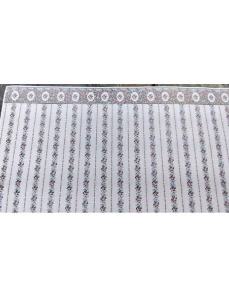 Papel con minusculas flores (saldo)