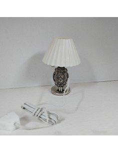 Lampara de mesa con el pie...
