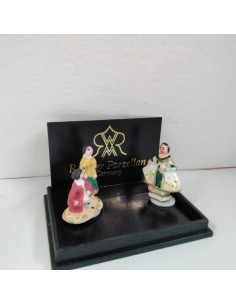 2 figuras de porcelana de...