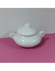 Sopera redonda de porcelana...