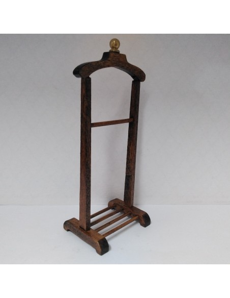 Galán de noche color nogal