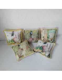 Cojin decorado con la oca...