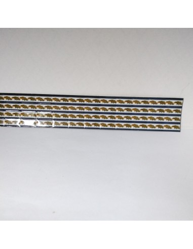 Cenefa, azulejo en relieve para perfilar