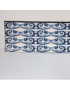 Cenefa, azulejo en relieve...