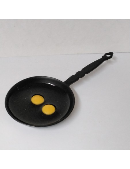 Sarten negra con huevos