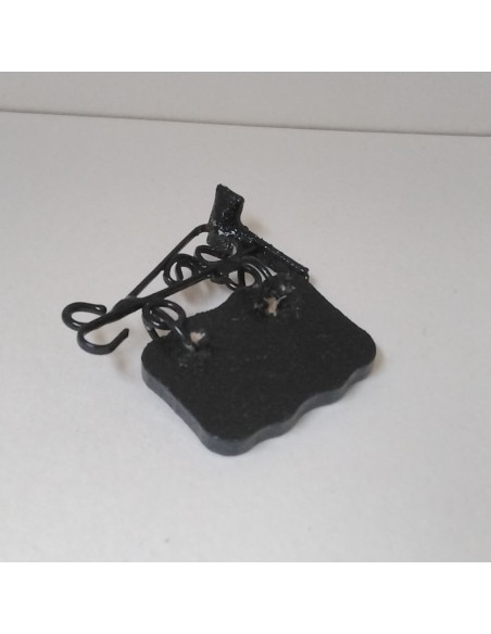 Cartel de metal y madera para tienda