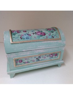 Baul verde decorado 2