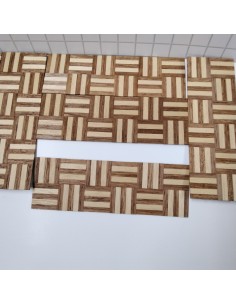 Suelo de parqué por piezas...