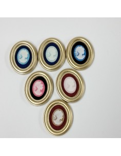 Marco ovalado con camafeo...