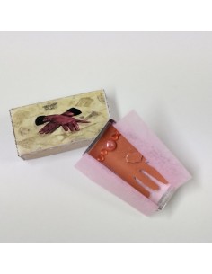 Guantes naranja con caja