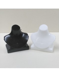 Busto para exponer collares