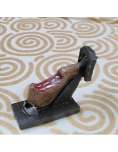 Jamón con soporte de resina 2