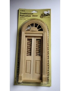 Puerta principal , con arco...