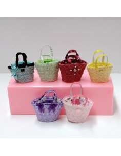 Cesta de paja trenzada,...