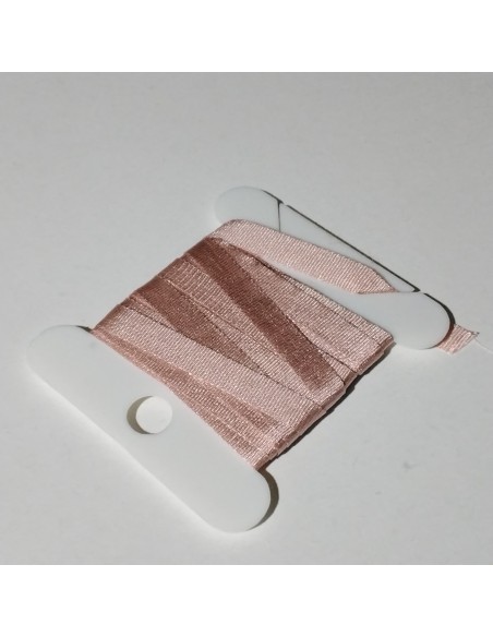 Cinta de seda 100%, de 4 mm.