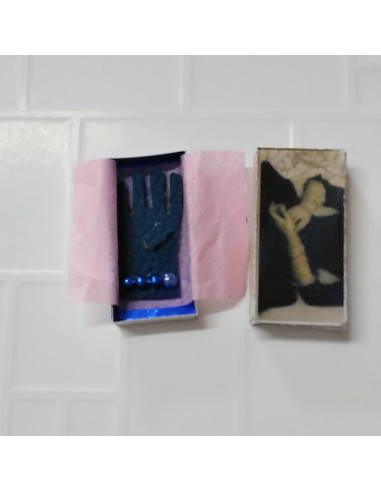 Guantes con caja colores varios