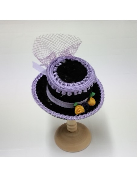 Sombrero victoriano malva soporte incluido