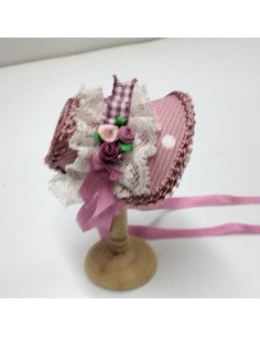 Sombrero victoriano en rosa...