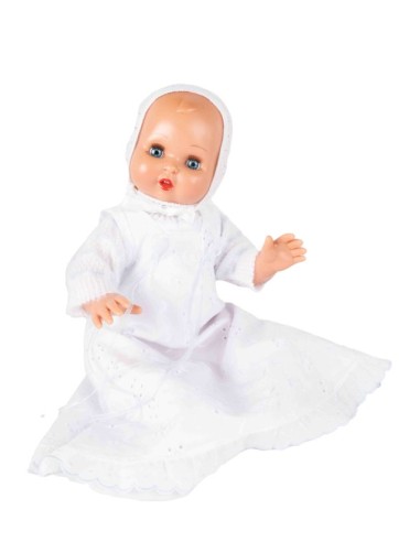 Juanin bebe con faldón blanco