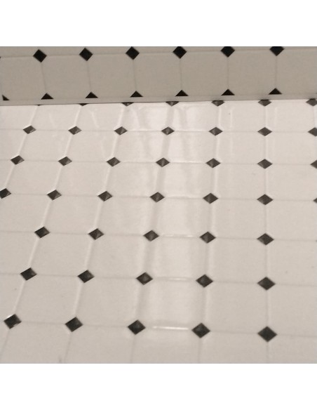 Alicatado fondo blanco con rombo gris