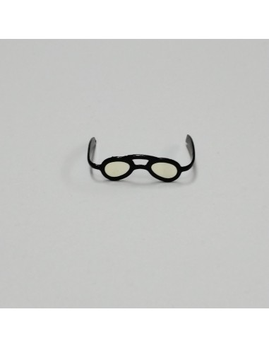Gafas doradas o negras