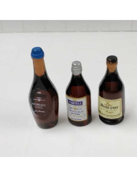 Botella de bebida espirituosa, UNIDAD