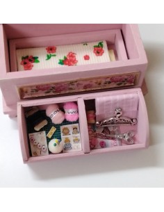 Baul pintado y decorado en...