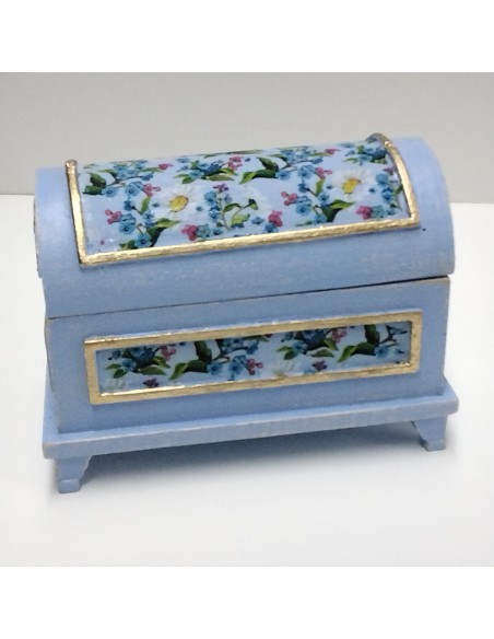 Baul celeste decorado (tara)