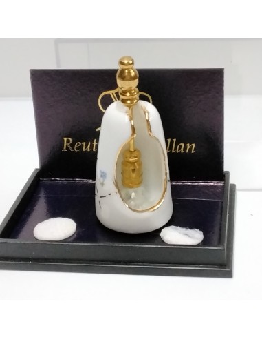 Escobillero de porcelana alemana...