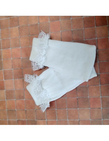 Calcetines blancos con volante de encaje