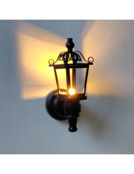 Aplique exterior en negro. LED