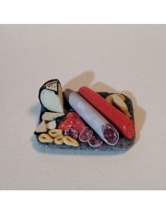 Tabla de quesos y fuet...