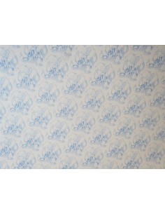 Papel de fondo blanco y dibujo en celeste