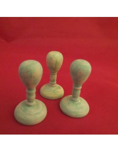 Soporte sombrero con color 2