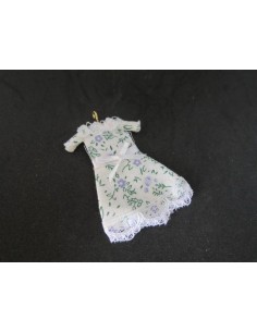 Vestido con percha