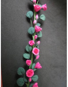 Guirnalda de rosas color rosa fucsia