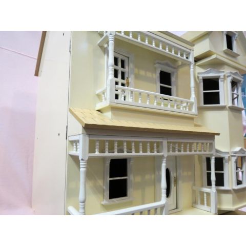 Casa de muñecas Exmouth PRE-MONTADA,...