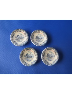 Platos decorados en azul