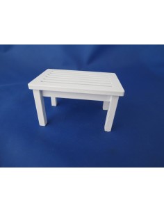 mesa blanca de jardin 2