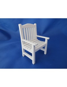 Sillón blanco para jardín