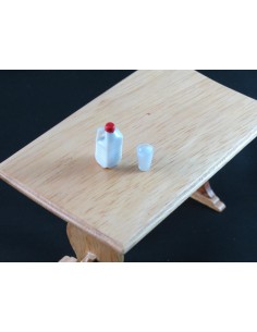 Botella y vaso de leche 2