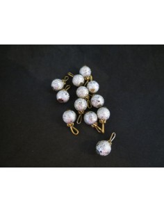 Bolas de navidad plateadas