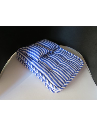 Colchón en miniatura de matrimonio