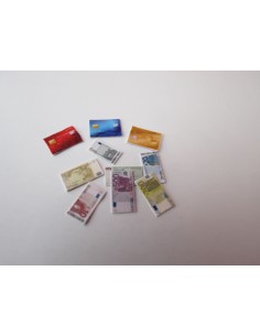 Billetes de euros y tarjetas