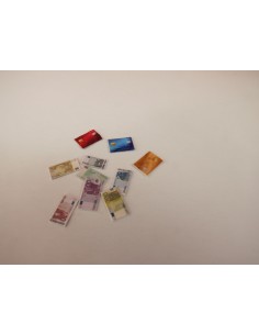 Billetes de euros y tarjetas  2